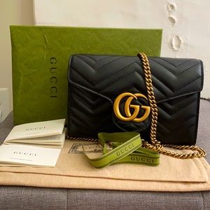 NWT Gucci GG Marmont matelassé mini bag / WOC